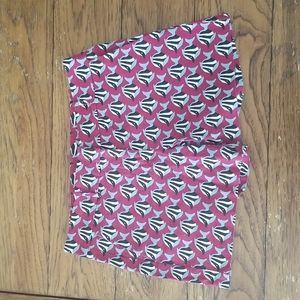 Ann Taylor Factory 4 inch Shorts Maroon with Fish Design Size 2